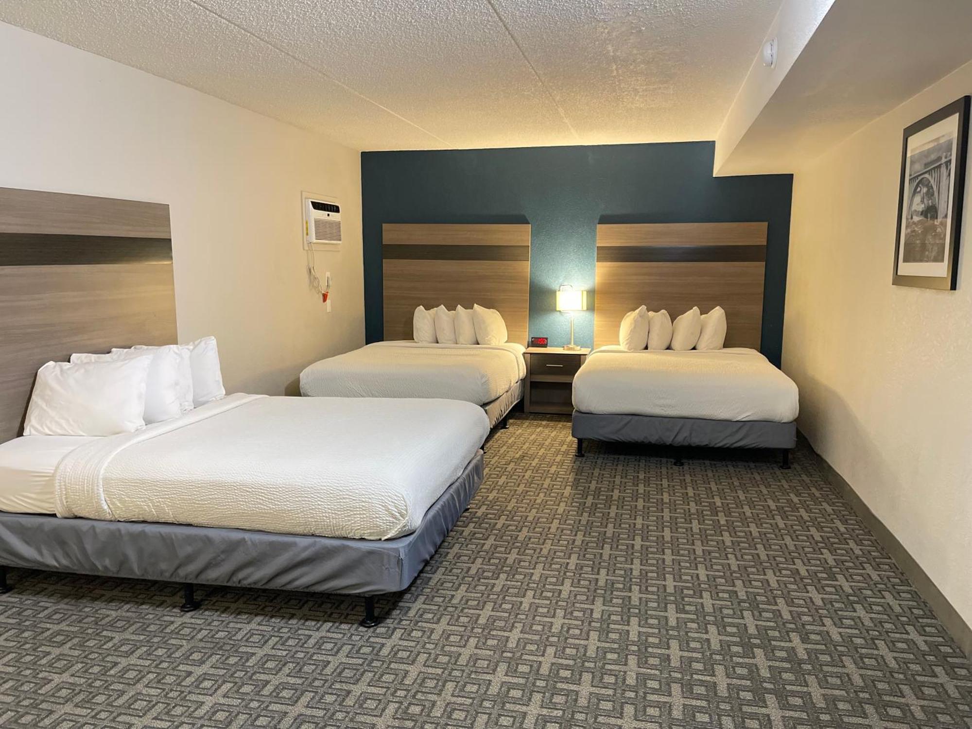 Days Inn & Suites By Wyndham Spokane Zewnętrze zdjęcie